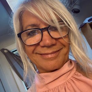 Meet your Posher, Sandy